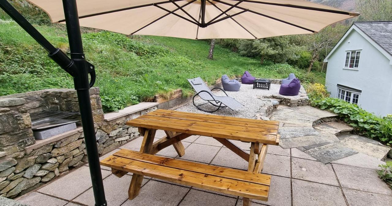 Modern And Spacious 2 Bedroom Apartment With Free Parking Llansantffraid Llansantffraid Glyn Ceiriog المظهر الخارجي الصورة