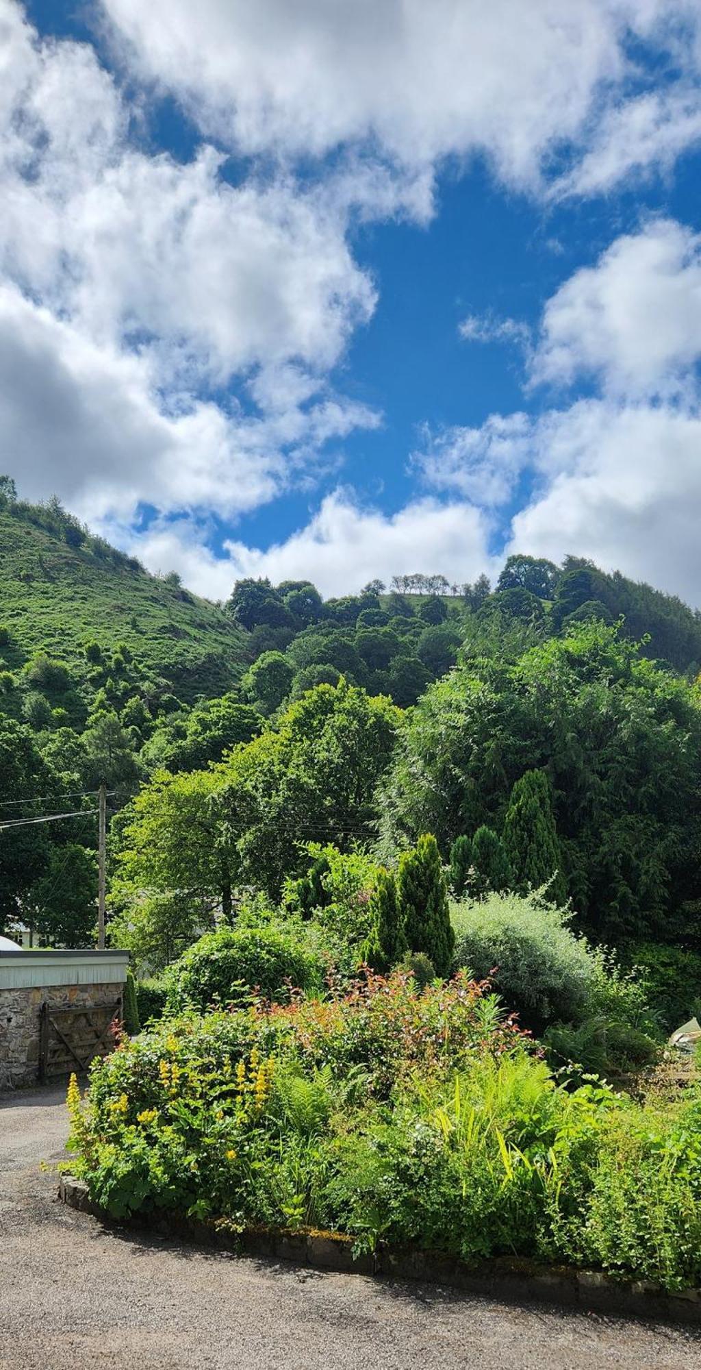 Modern And Spacious 2 Bedroom Apartment With Free Parking Llansantffraid Llansantffraid Glyn Ceiriog المظهر الخارجي الصورة